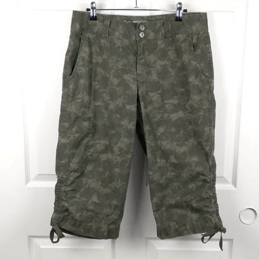 Nike ACG Capri Pants Size 8 Green Camo Cargo Hiking Athletic * - Picture 2 of 14